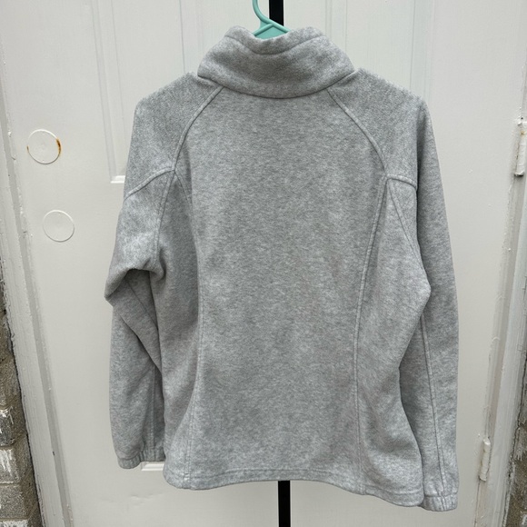 ⭐️SOLD⭐️Columbia Grey Fleece Zip Up Size Large - Picture 3 of 9